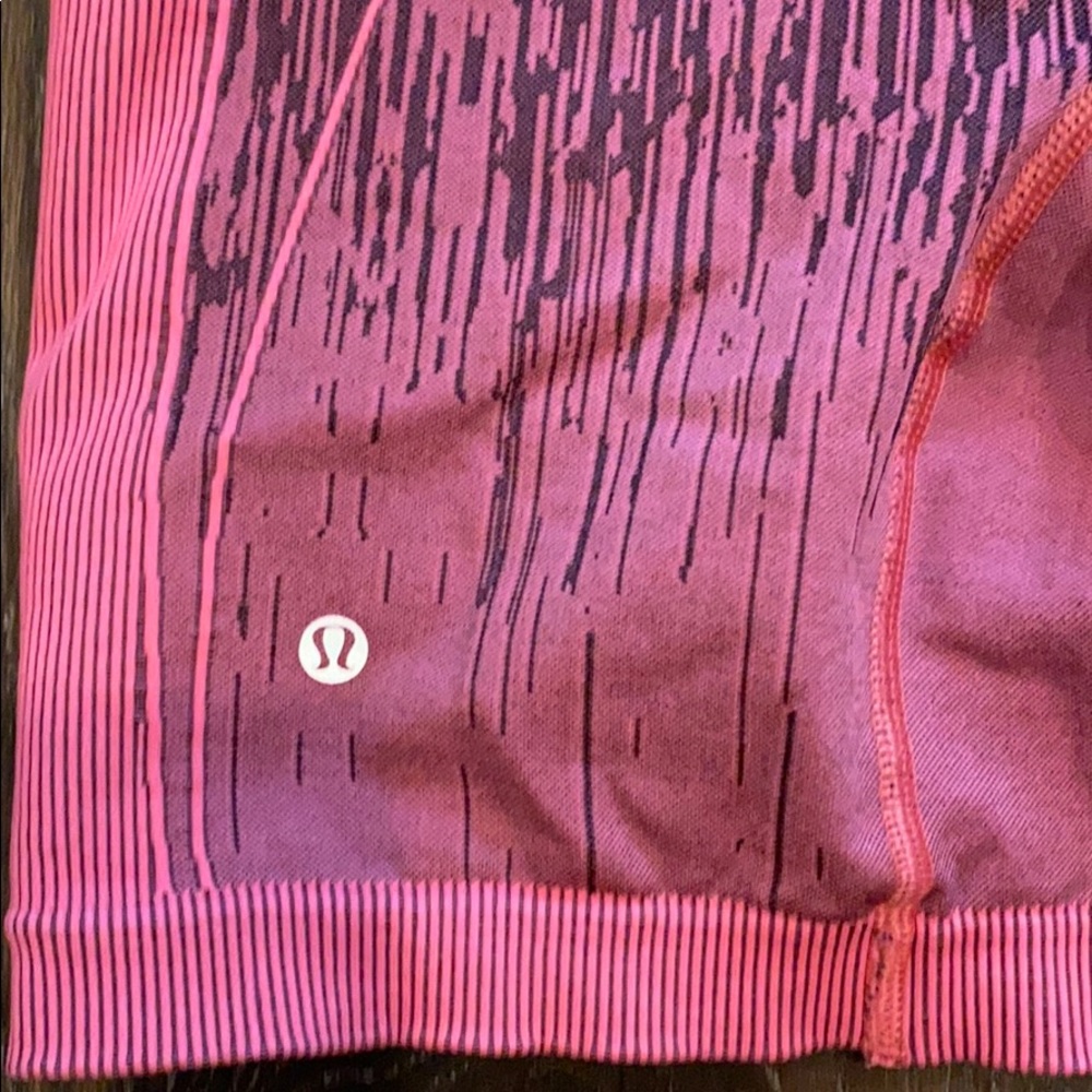 Lulu shorts size 8/10 can’t recall